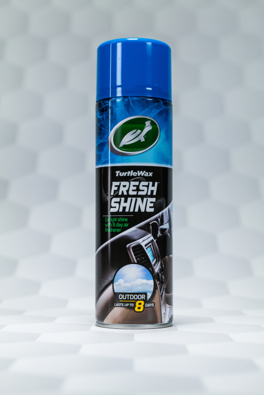 Поліроль панелі приладів із запахом "Гірська свіжість" Turtle Wax FRESH SHINE OUTDOOR 500 мл
